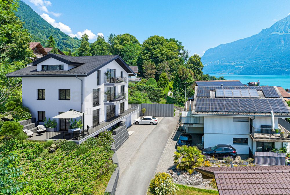 Traumhaus am Brienzersee mit 3.5-Zi-Wohnung, Lift und Panorama! - Bild 1