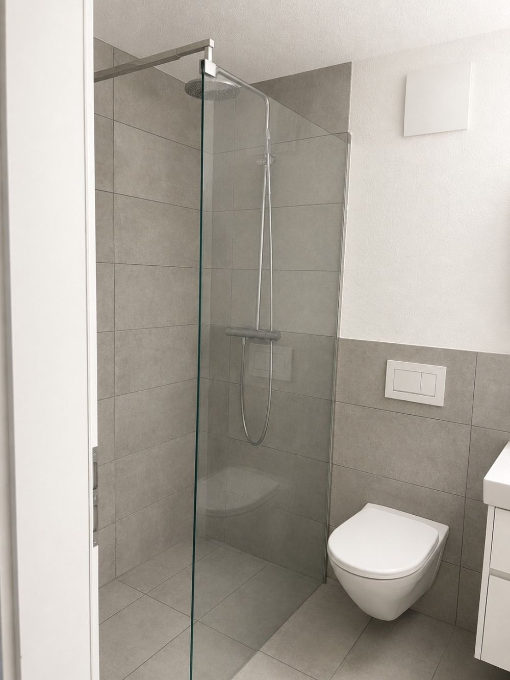 Exklusive 2.5 Zi. Wohnung zu vermieten -  Bild 8