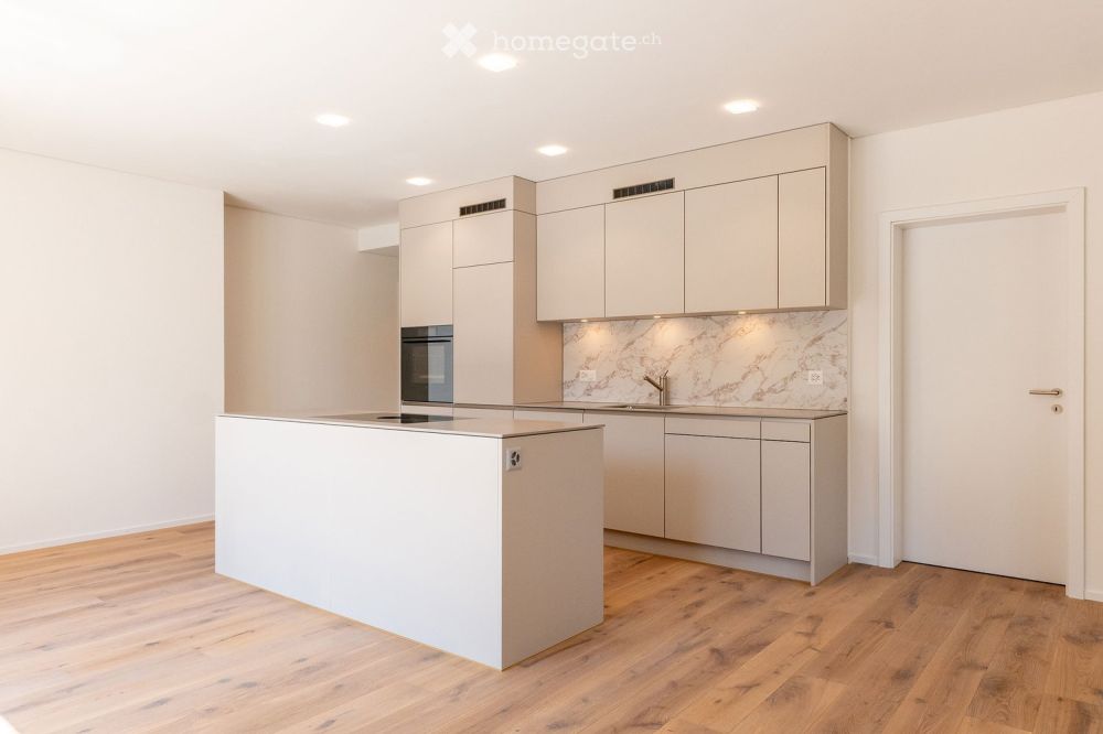 Grosszügige 4.5 Zimmer Wohnung in Birrhard AG -  Bild 1