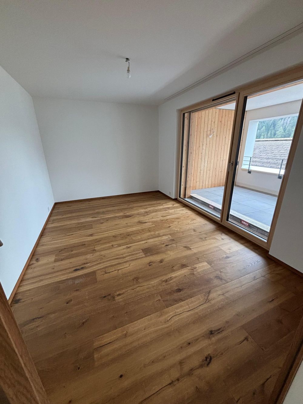 Nigelnagelneue 3.5-Zimmerwohnung - Bild 6