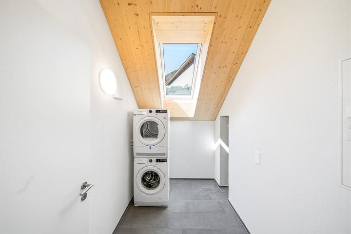 APPARTEMENT NEUF SOUS LES TOITS AVEC VUE PANORAMIQUE SUR LES ALPES - Attique 3.5 pièces - image - 5