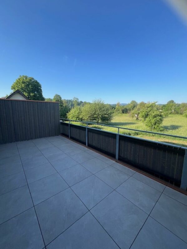 Wunderschönes "Reihenhaus" im Grünen und mit viel Wohnraum. - Aussicht ins Grüne