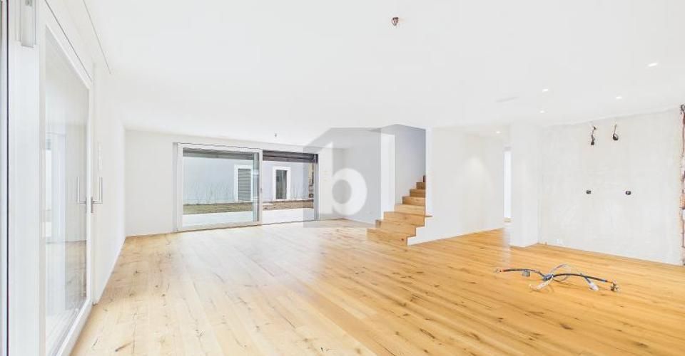FAMILIEN-PARADIES MIT SONNE & AUSSICHT (B) - Maison 6.5 pièces - image - 1