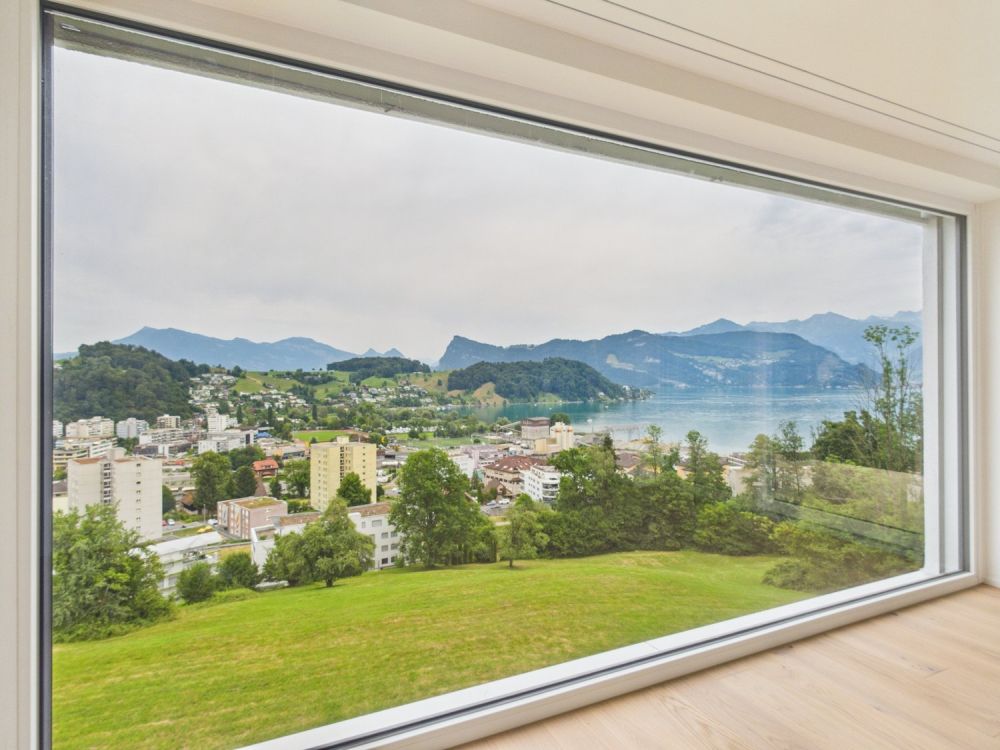 4.5-Zimmer Eigentumswohnung mit See-, Stadt- und Bergsicht! -  Bild 3
