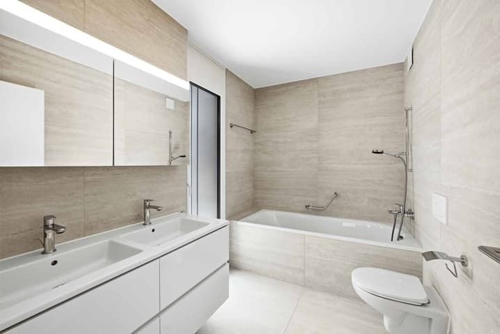 Magnifique appartement neuf de 4,5 pièces avec spacieux balcon couvert de 76 m2! -  Bild 5
