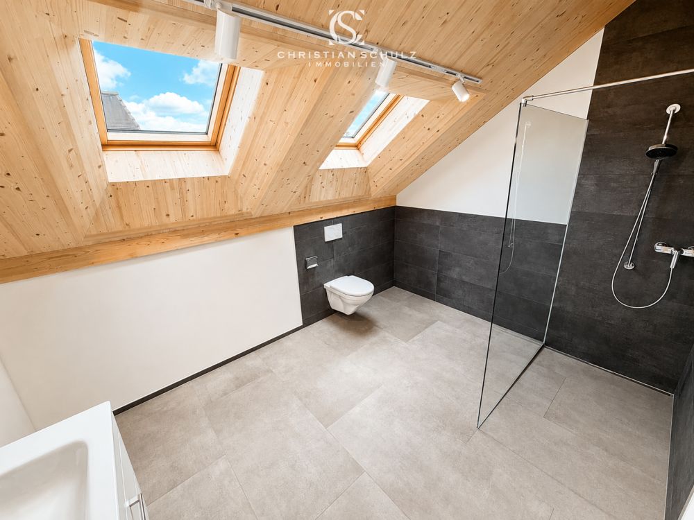 Grosszügiges Neubauhaus mit Einliegerwohnung in Panoramalage -  Bild 6