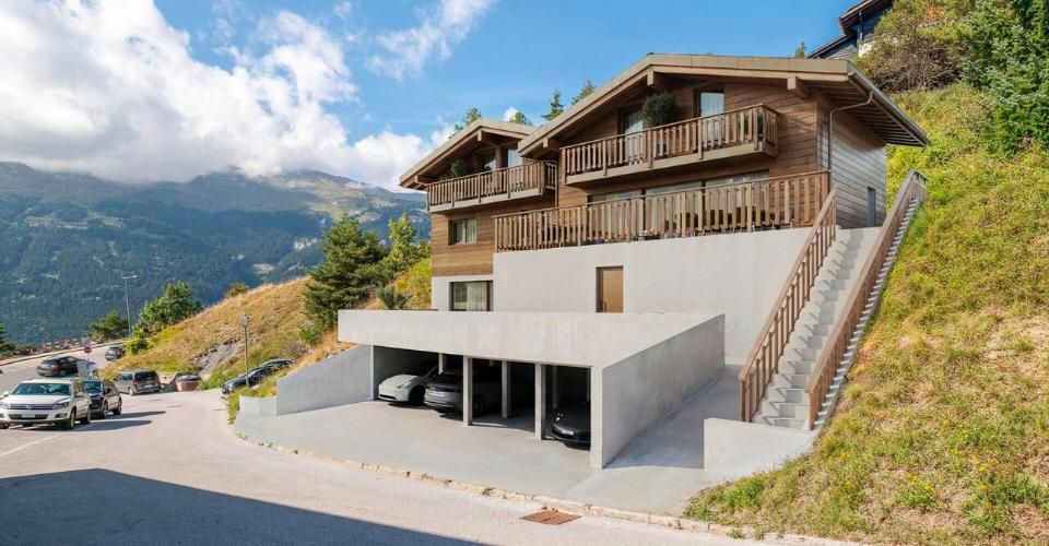Chalet résidentiel 3.5 pièces à Crans-Montana - Chalet 3.5 pièces - image - 1