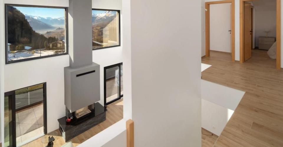 Chalet moderne de 6.5 pièces avec ascenseur, vue panoramique et finiti - Chalet 6.5 pièces - image - 9