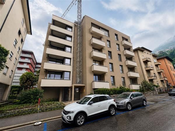 Cassarate: Appartamento 4.5 locali - Esterno