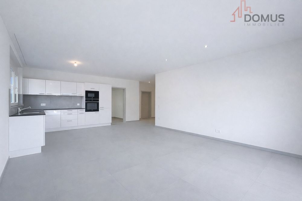 Magnifique attique 2,5 pièces avec superbe terrasse - Bild 8