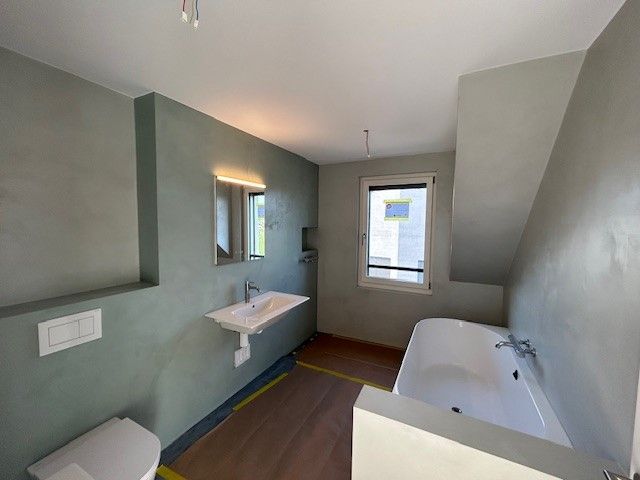 Attraktive 3-Zimmer-Dachwohnung mit Terrasse und Fernsicht -  Bild 9