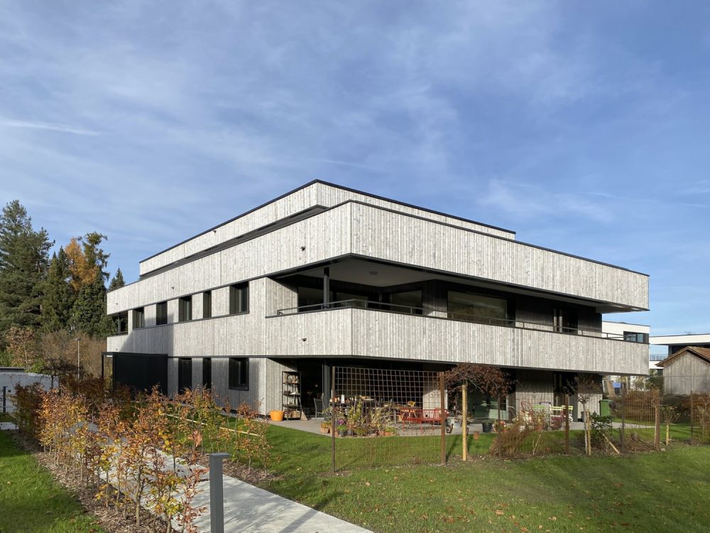 Modernes Wohngefühl mit Weitblick in Rorschacherberg - Aussenansicht