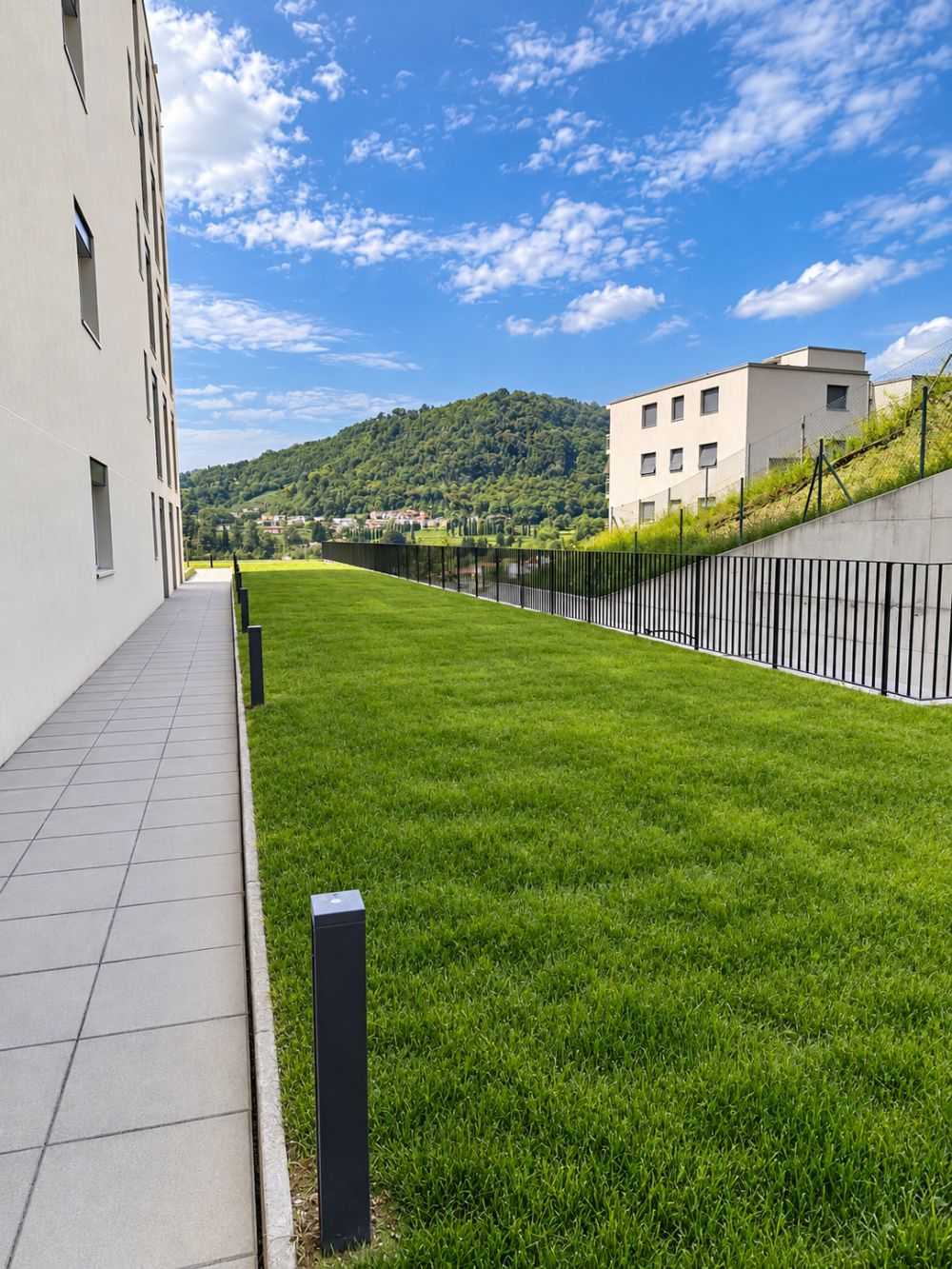MENDRISIO | 2,5 LOCALI CON VERANDA E GIARDINO PRIVATO OLTRE POSTO AUTO IN AUTORIMESSA -  Bild 2