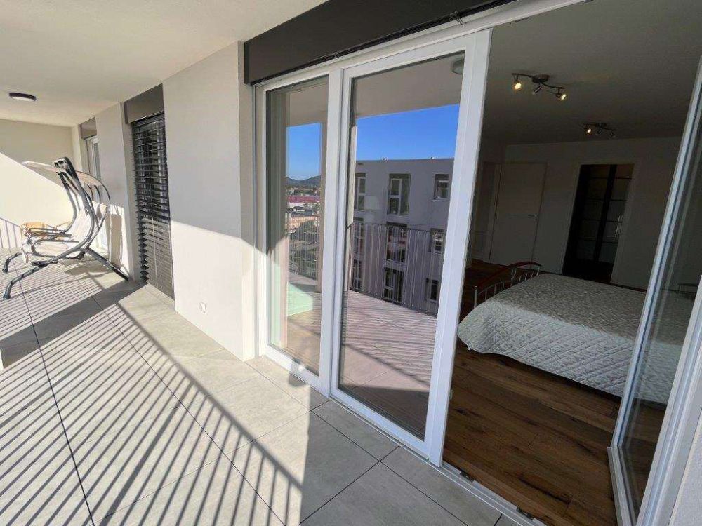 MENDRISIO: 2,5-Zimmer-Penthouse von hohem Standard mit Terrasse -  Bild 3
