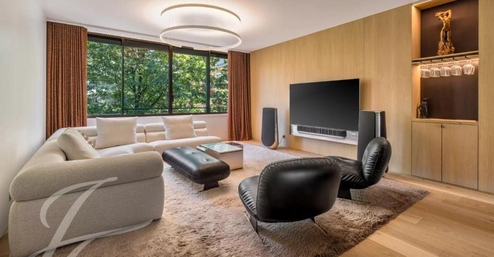 EXCLUSIVITÉ - Les Eaux-Vives ? Élégance contemporaine au coeur de Genè - Appartement 6 pièces - image - 1