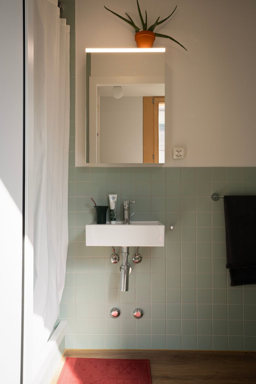 Zürich | Private Suite mit Bad : All-inclusive Coliving | TomoDomo Banyan -  Bild 5