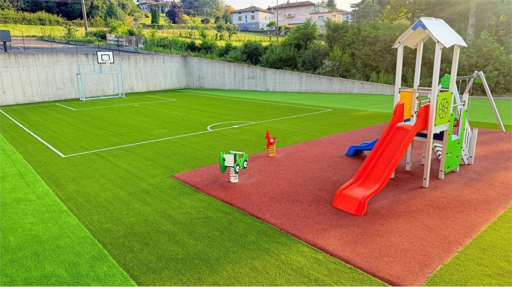 Ampio trilocale con Giardino in Residenza con Piscina e Parco Giochi -  Bild 2