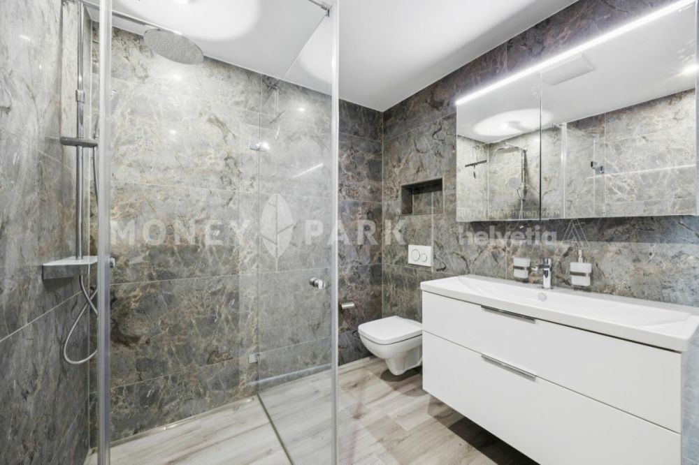 Moderne 4.5-Zimmer-Maisonettewohnung - sonnig, ruhig und familienfreundlich - Bild 8