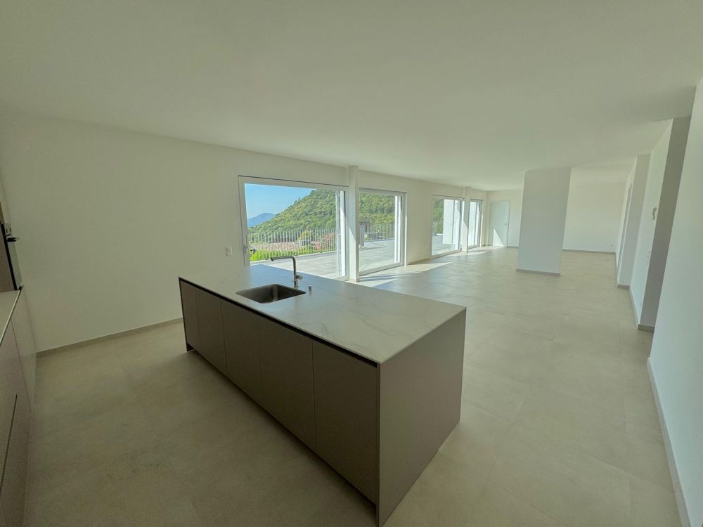 Cademario – Exklusive Villa mit Pool und spektakulärer Seesicht -  Bild 6