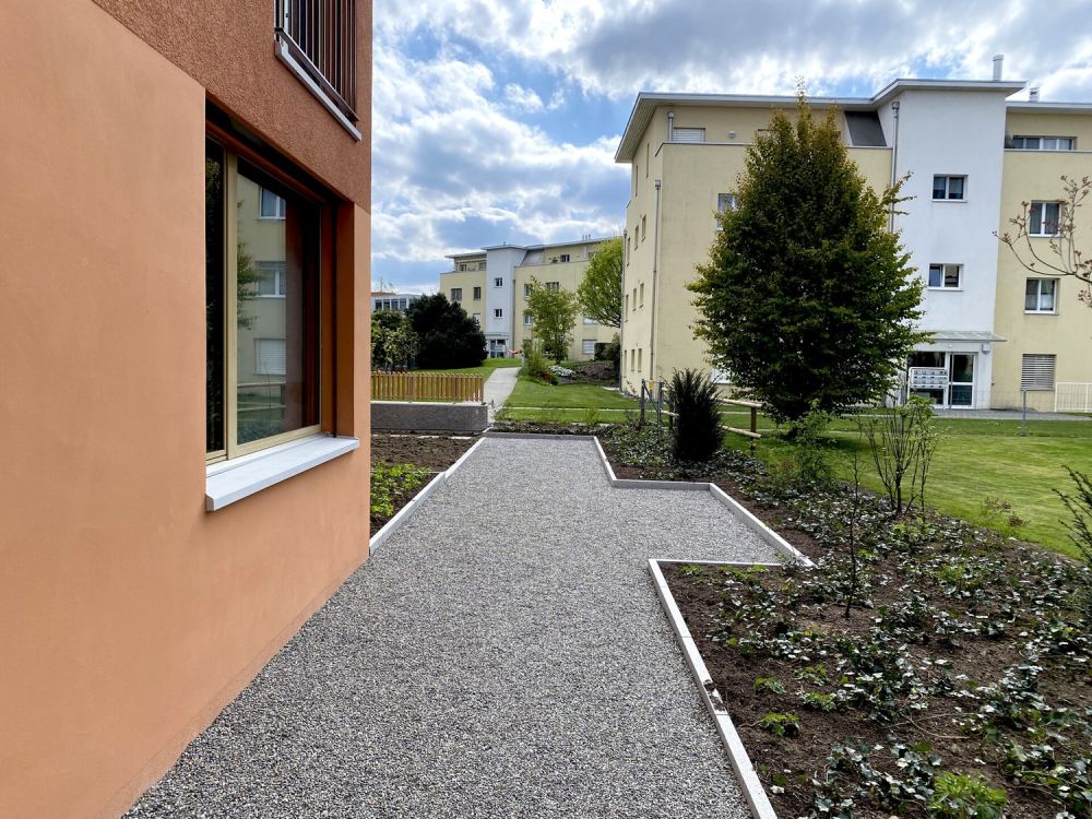 Persönliche Wohlfühloase und Freiraum für Freizeitaktivitäten - Gartenanlage