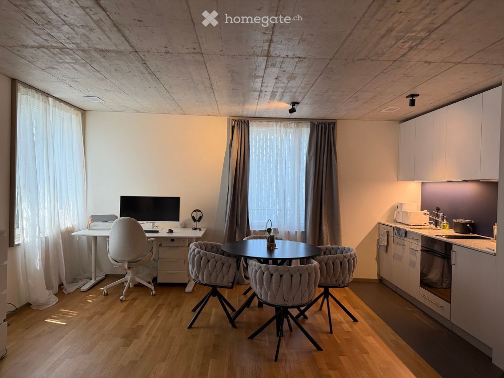 Helle 1.5-Zimmer-Wohnung im 6. OG mit schöner Aussicht in Kloten -  Bild 1