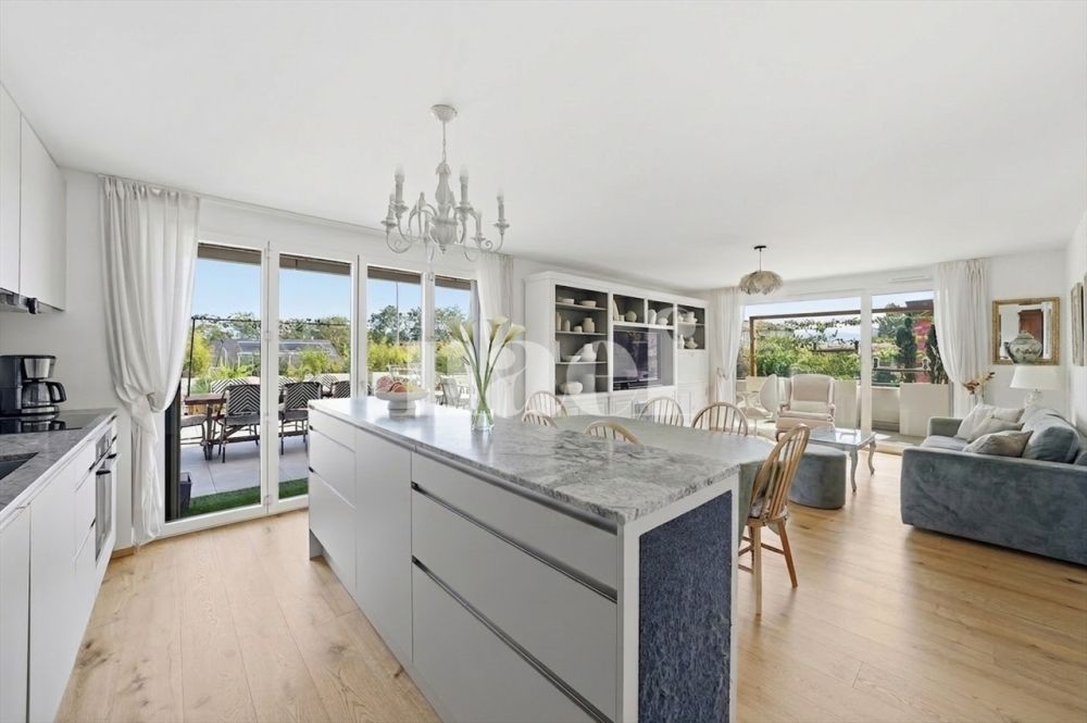 En exclusivité : 3.5 pièces avec grande terrasse au centre de Nyon -  Bild 2