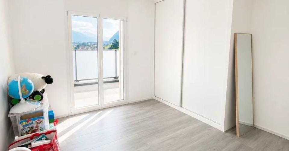 Villa Mitoyenne en Duplex - Maison 5.5 pièces - image - 9