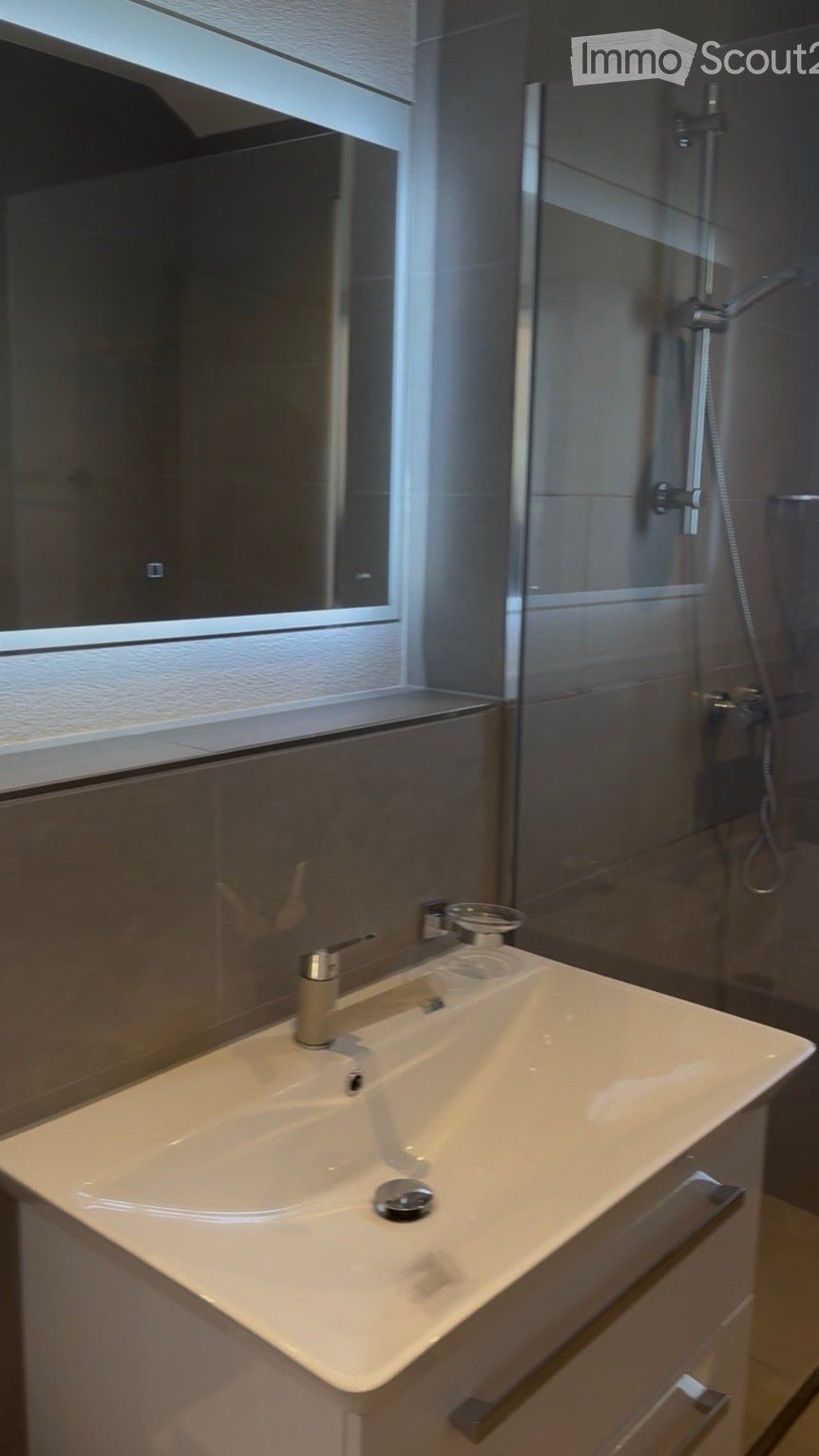 Helle Dachgeschosswohnung zum Wohlfühlen -  Bild 2