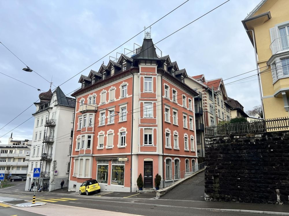 Charmante 3-Zimmerwohnung an zentraler Lage in St. Gallen -  Bild 1
