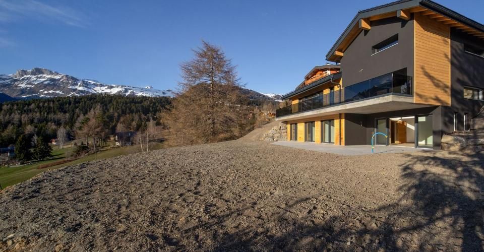 Crans-Montana. Maison individuelle neuve de 5.5 pièces au style résolument contemporain - Chalet 5.5 pièces - image - 4