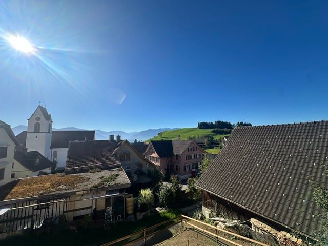 GOLDIG WOHNEN / NEUBAU / SONNE / AUSSICHT / RUHE / NATUR -  Bild 2