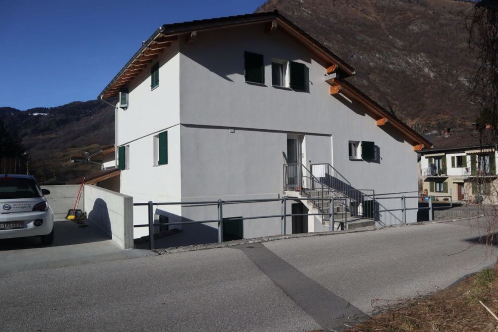 Interessante e nuova palazzina a reddito immersa nel verde, Olivone - Bild 5