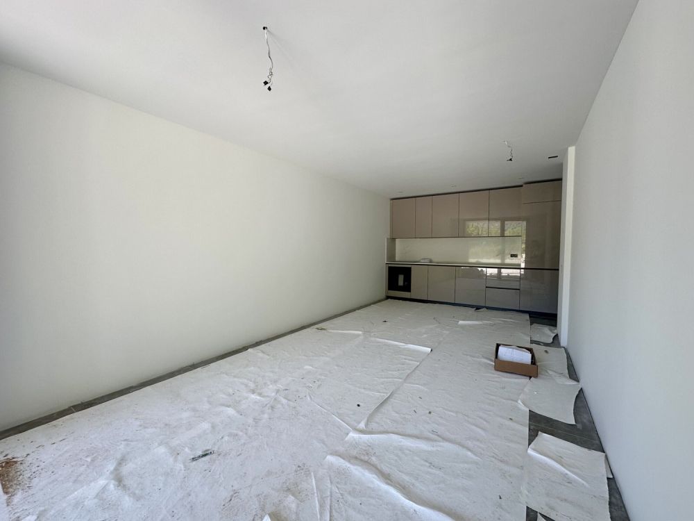 NEUE 2.5-ZIMMER-WOHUNG MIT GROSSEM BALKON IN LUMINO -  Bild 4