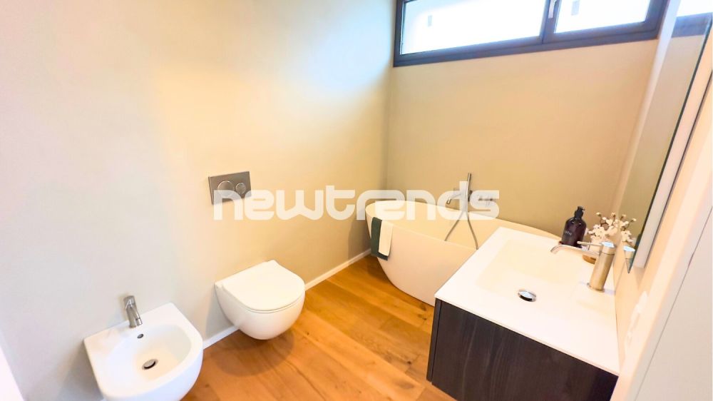 Cadempino: nuovo 4,5 locali con giardino privato. - Bagno camera Padronale