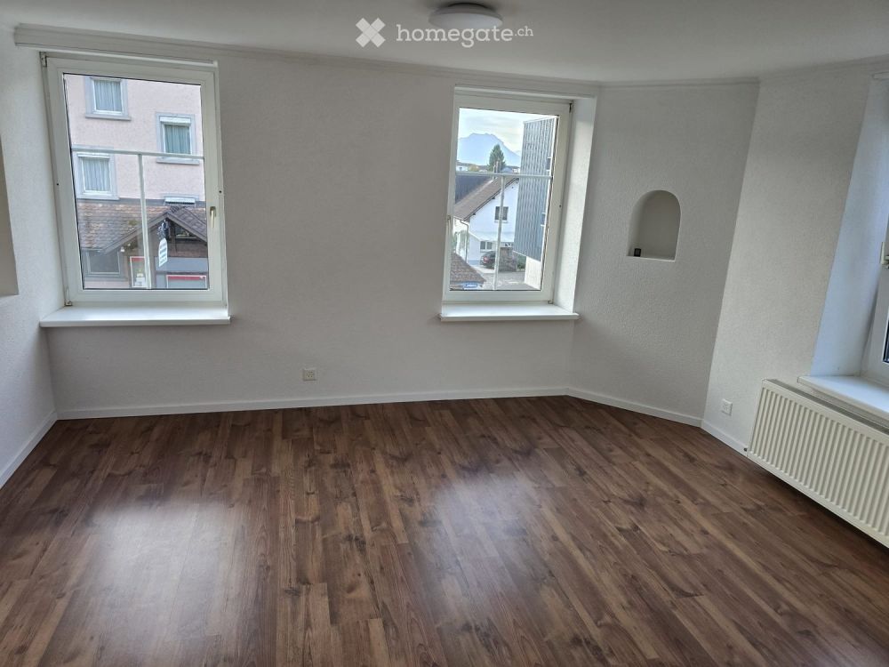 Bemerkenwertes und aussergewöhnliches 3-stöckiges Einfamilienhaus in Balgach (NEU (2026) saniert) -  Bild 3