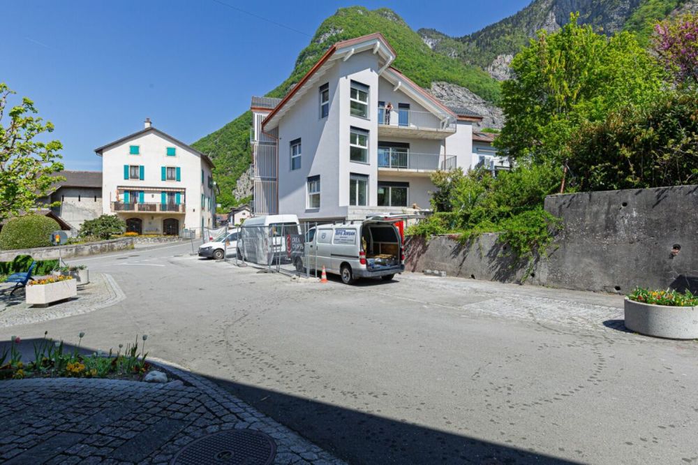 3,5 Zimmer, alles neu, Garten und Dents du Midi! -  Bild 2