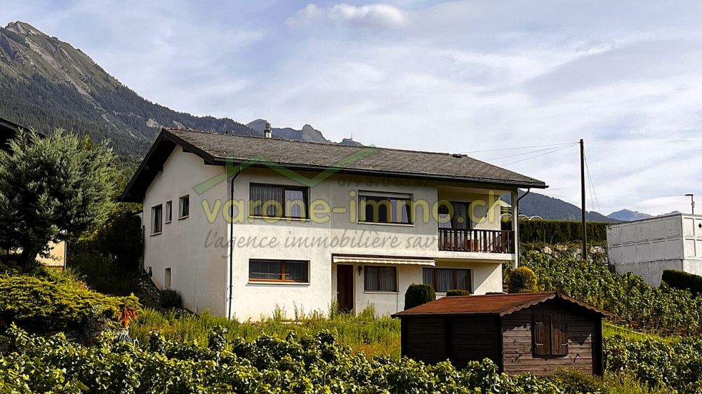 Villa de 6 pièces à Ormône/Savièse avec grand terrain constructible - Vue d'ensemble