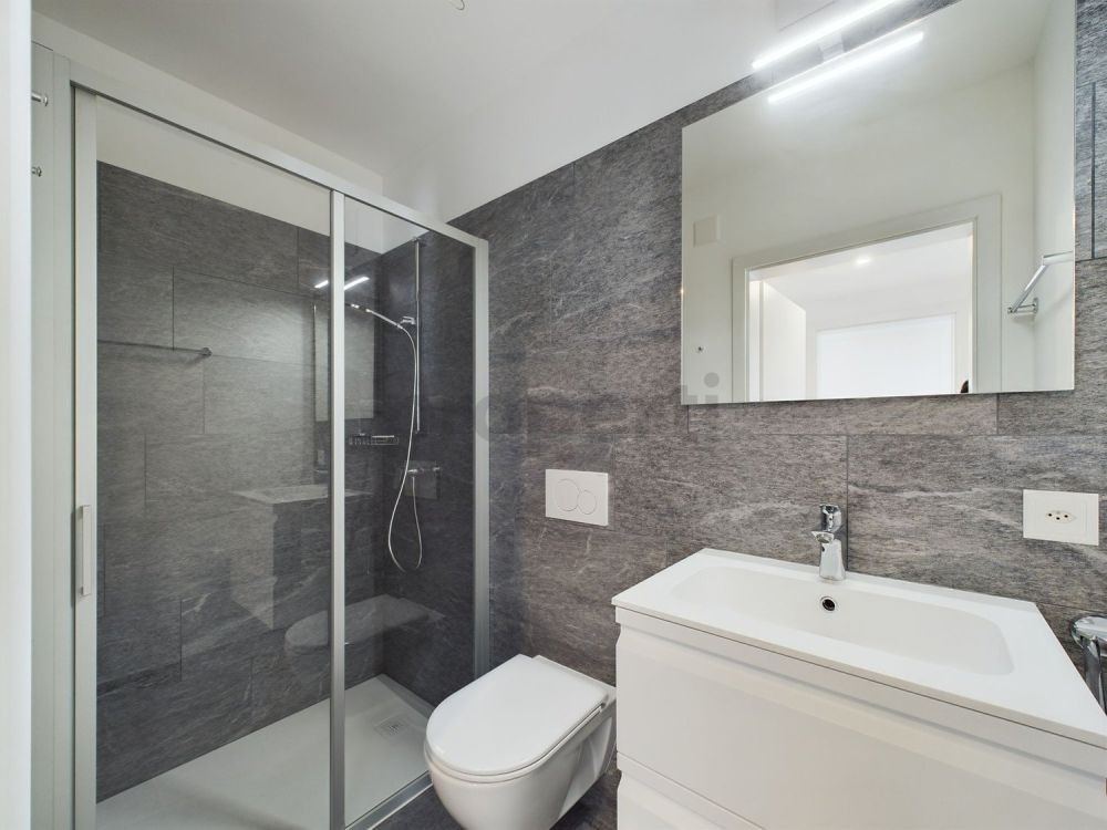 Villa da sogno con 5.5 locali a Bioggio - Image 10