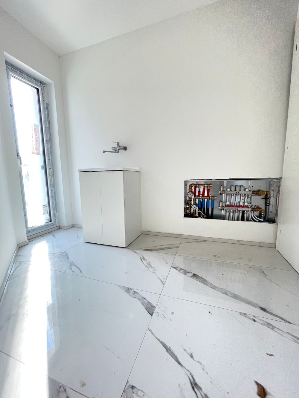 2,5 Zimmer neu mit Seeterrasse -  Bild 4
