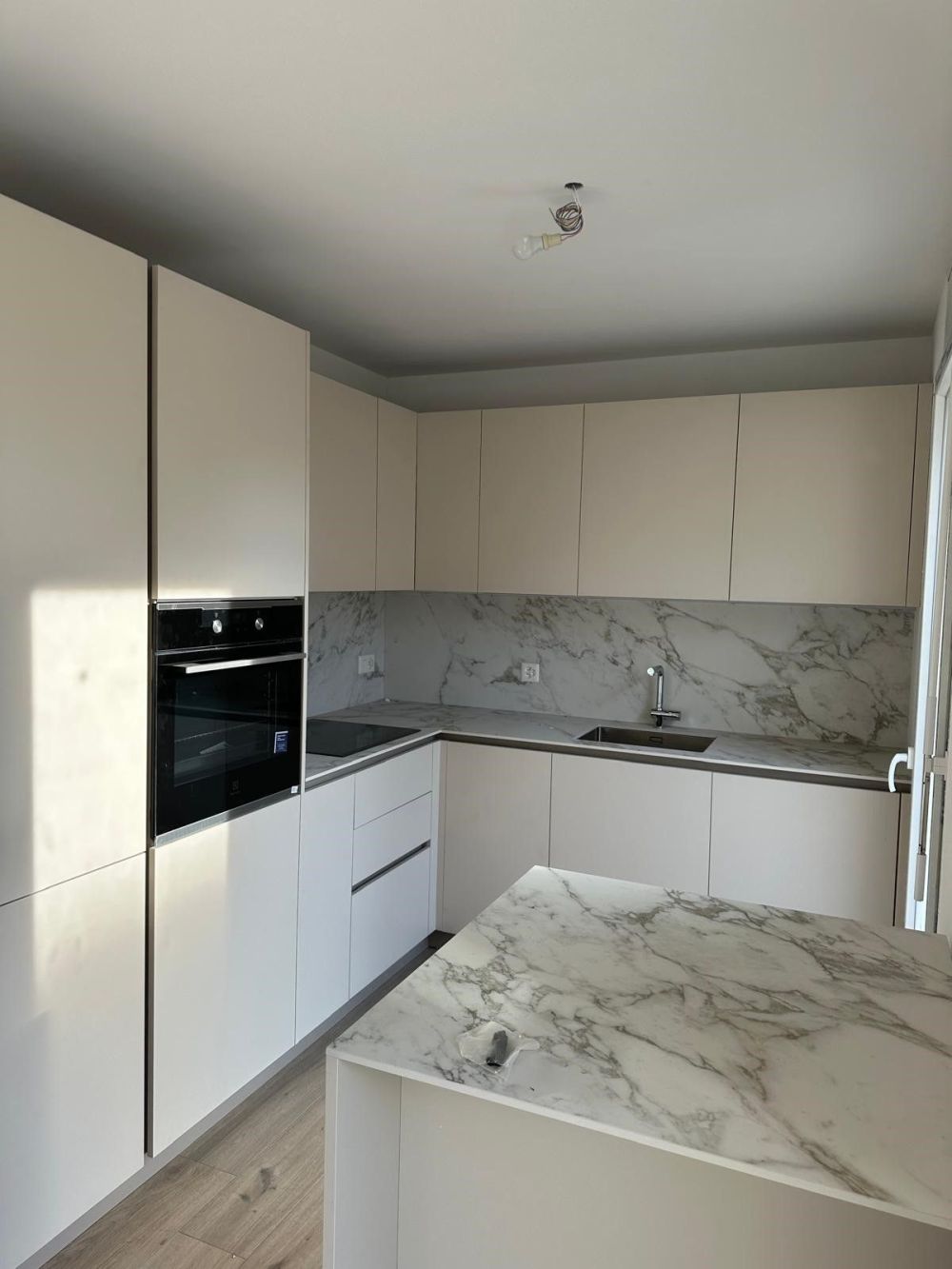 Moderna villetta unifamiliare a Cresciano - Image 4