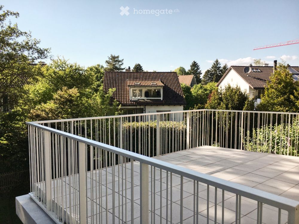 Familienfreundliche 5.5-Zimmer-Maisonette-Wohnung mit Terrasse und Garten -  Bild 13