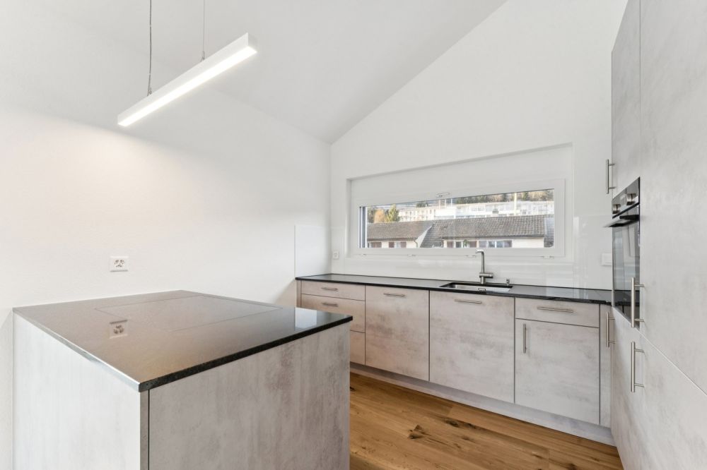 Exklusive 5.5-Zimmer-Attikawohnung in Hergiswil – Neubau mit Bergblick -  Bild 3