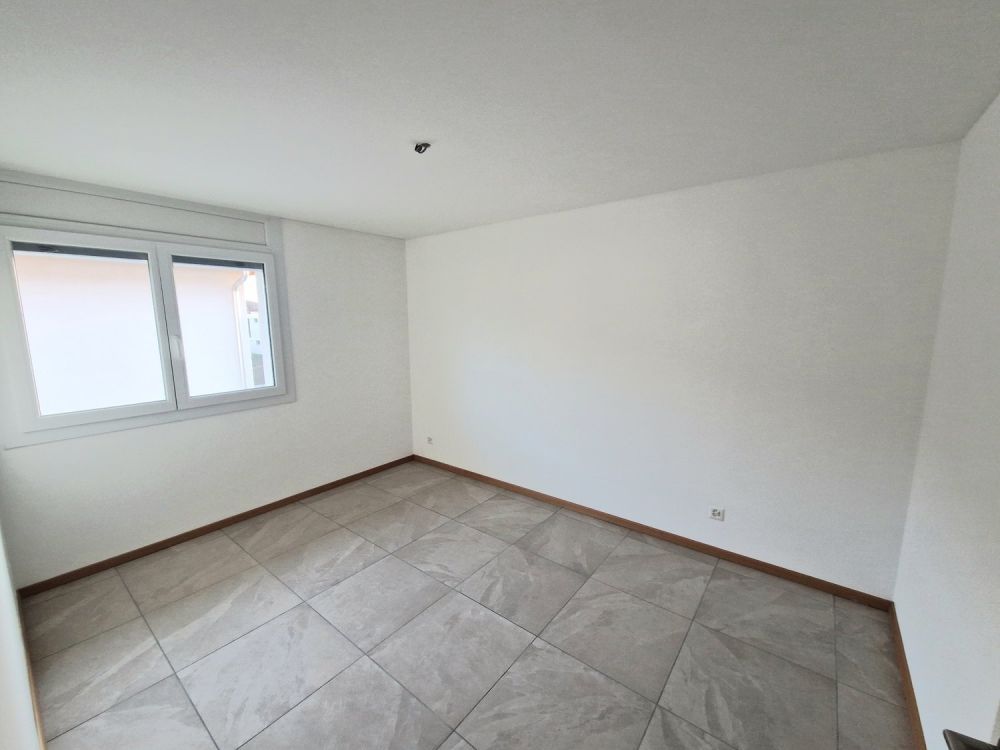 Verkauf in Cugnasco - Neues Einfamilienhaus mit 5,5 Zimmern in ruhiger Lage -  Bild 8