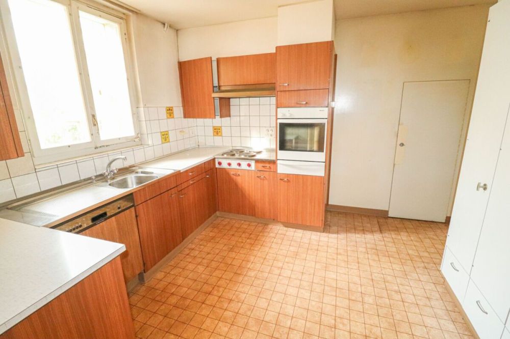 Zwei grosse Gebäude auf 1'824 m2 Bauland - Bild 5