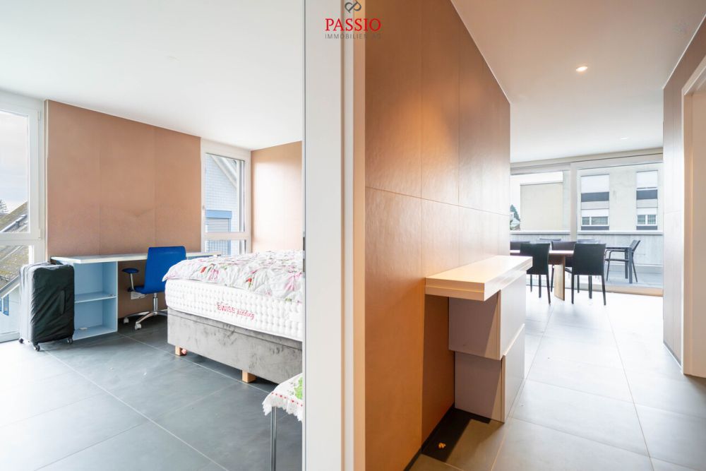 Neuwertige 2.5-Zimmer-Attikawohnung in gehobenem Ausbaustandard - Bild 6