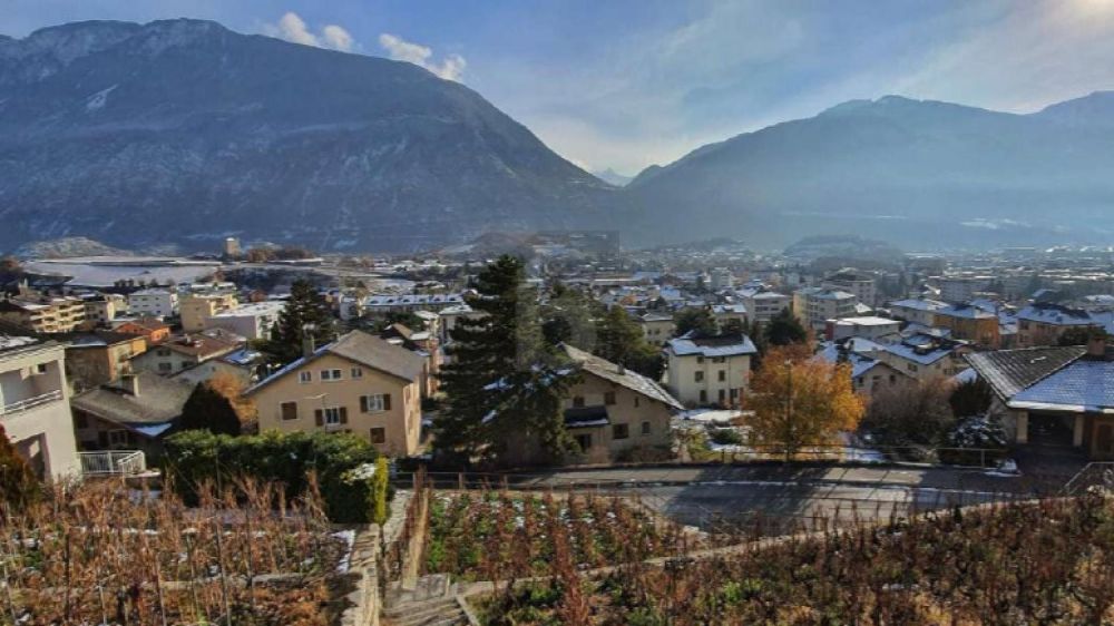 EXKLUSIVE LAGE MIT UNVERBAUBARER AUSSICHT -  Bild 4