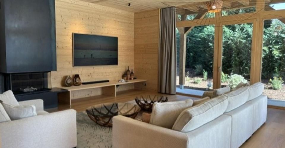 Magnifique Chalet Prestige: le golf en voisin, les Alpes en horizon. - Chalet - image - 3