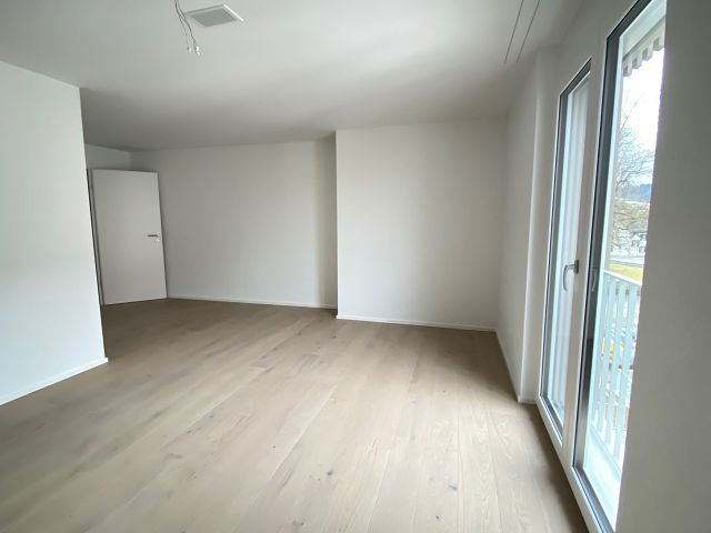 Charmante 4.5-Zimmerwohnung mit leichten Dachschrägen - Schlafzimmer