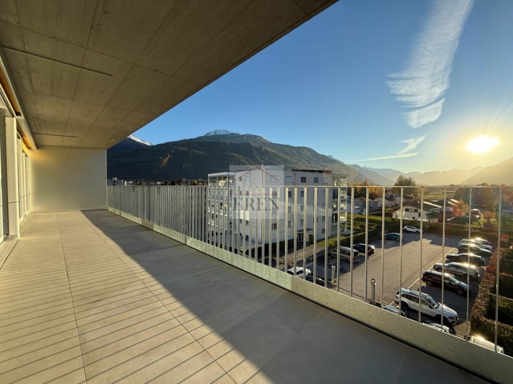 Superbe attique 4 pièces avec façades vitrées et grand balcon-terrasse panoramique de 45 m2 - Attique neuf à vendre à Conthey
