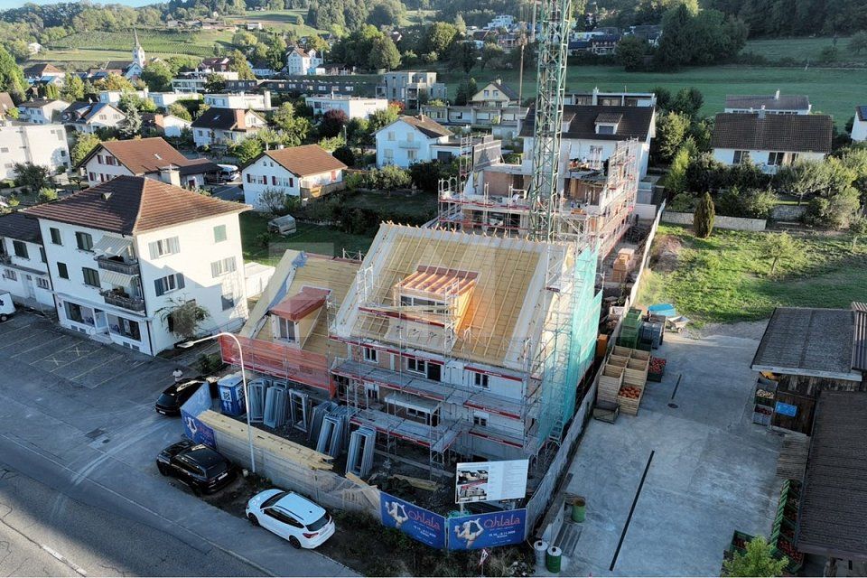 Exklusive 2.5-Zimmer-Dachwohnung in Kirchdorf AG -  Bild 1